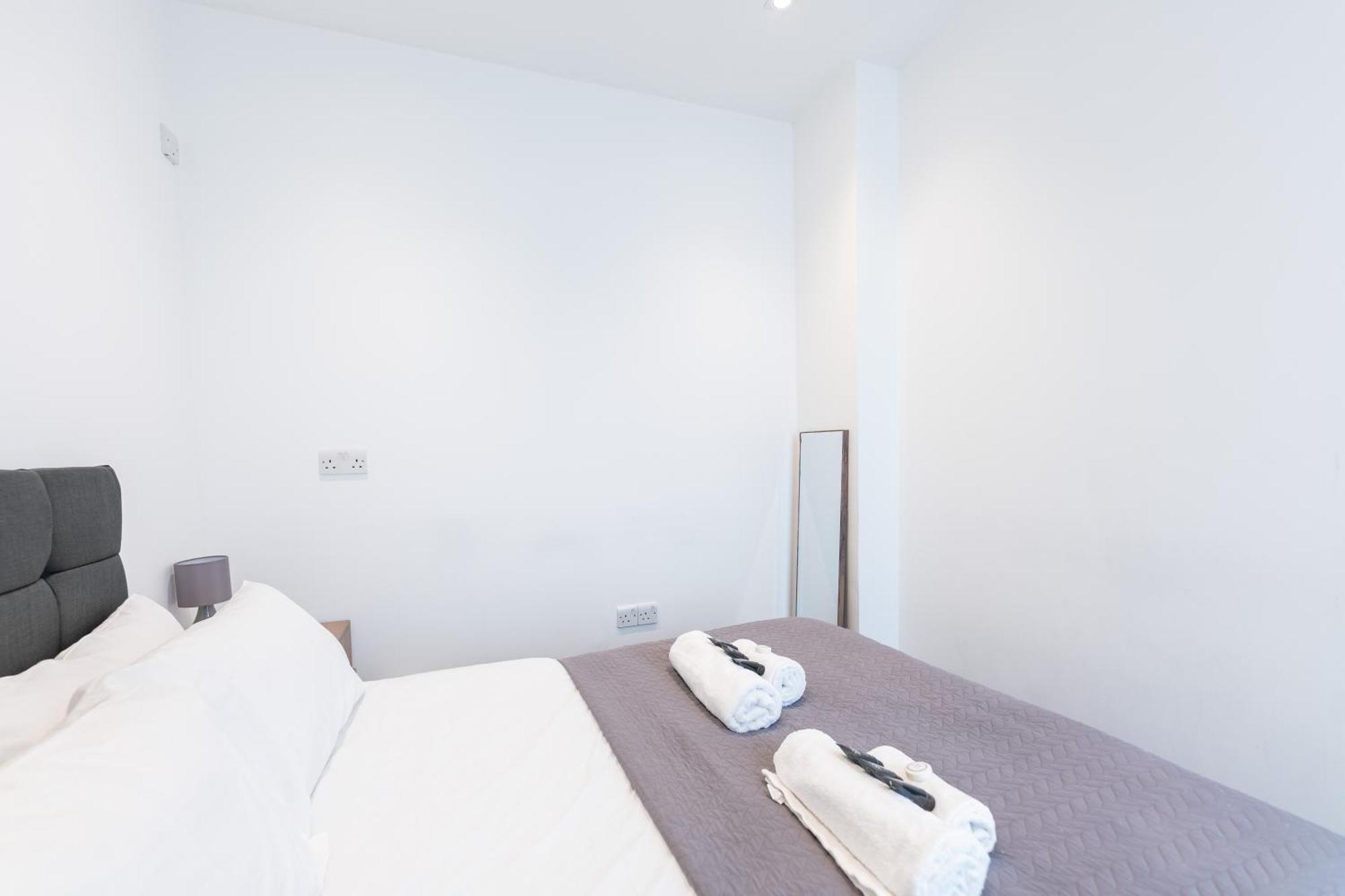 Luxury 2 Bedroom Flat In Bell Street ลอนดอน ภายนอก รูปภาพ